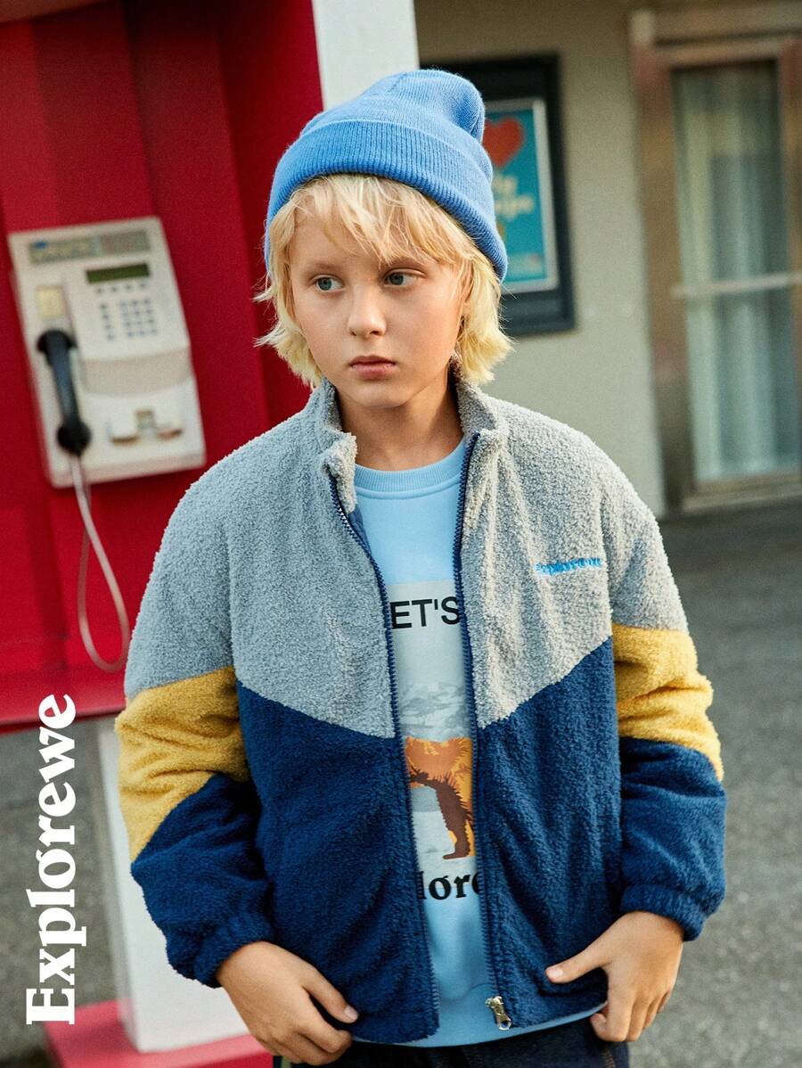 SHEIN Tween 男童时尚休闲拼色字母刺绣羊毛夹克,适合户外穿着 - 彩色 - 查看 1