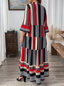 EMERY ROSE Váy họa tiết hình học cỡ lớn cổ chữ V tay 3/4 có viền xếp nếp - Đỏ - Xem 3