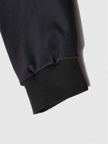 Manfinity LEGND Conjunto de 2 piezas para hombre talla grande: sudadera de cuello redondo con estampado de letras en degradé y pantalón de chándal, informal