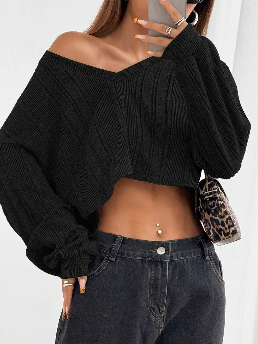 SHEIN EZwear Áo len ngắn cổ chữ V màu đen thoải mái và giản dị dành cho nữ - màu đen - Xem 1
