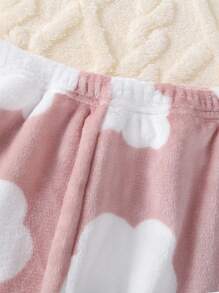 2 件 Tween Girl 睫毛和云朵图案优雅家居服套装，粉色简约时尚