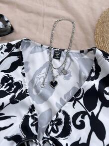 Soleia 大码女式复古印花 V 领无袖系带开衫上衣