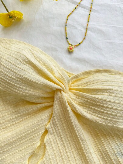 SHEIN Teen Girls Valentine's Day Resort Style Mustard Yellow Textured Tube Top With Front Twist, Frill Trim Fitted Blouse. Suitable For Afternoon Tea, Streetwear, Vacation, Layering Or Party Wear, Autumn/Winter/Cute/Vacation