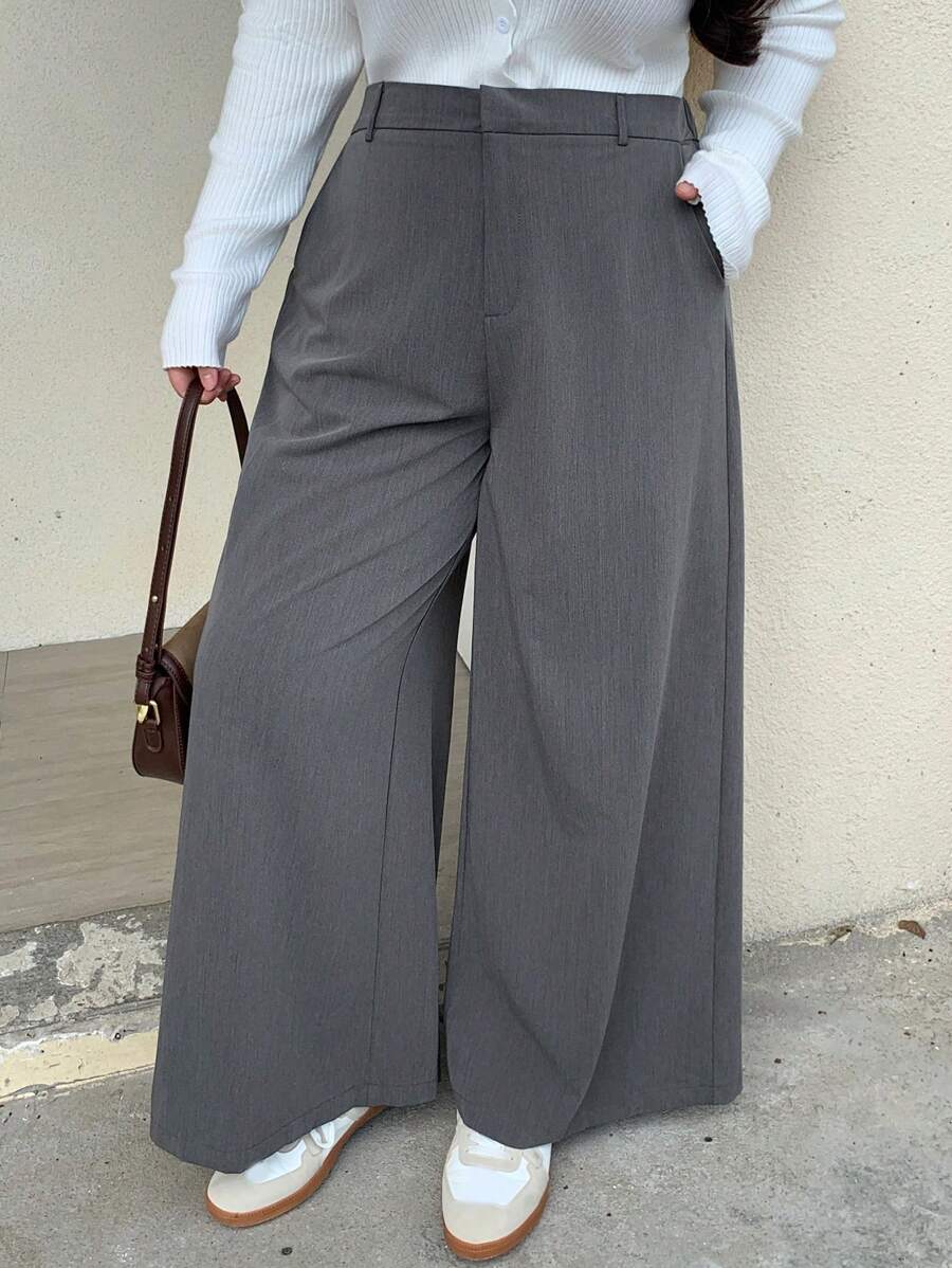 Dazy Plus Elegante, vielseitige Business-Lässig-Hose in Große Größen mit weitem Bein, Einfarbig, für alle Jahreszeiten im Herbst