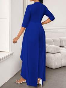 SHEIN Lady Mono elegante de mujer con diseño de corte de pétalos blanco, mangas medias y bajo asimétrico