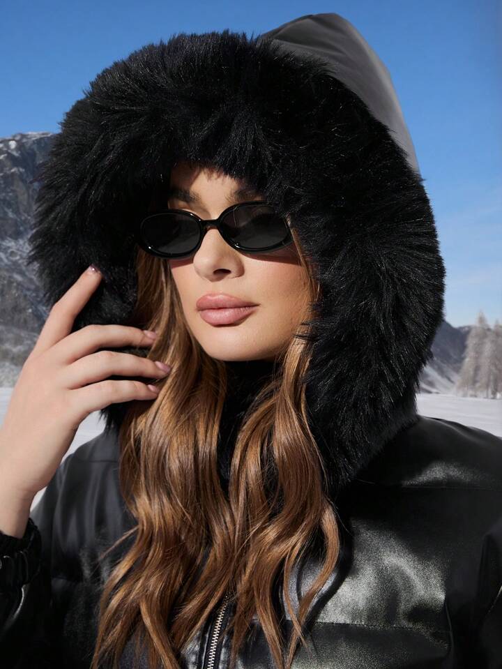 SHEIN EZwear Black Woven Furry Collar Hooded Short Winter