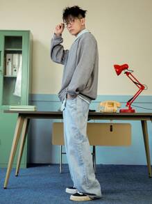 DAZY Men's Loose Fit Drop Shoulder Solid Crew Neck Sweatshirt, Autumn/Winter