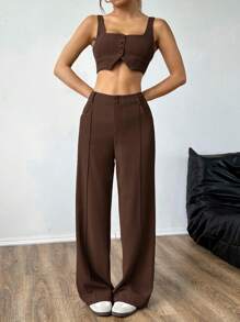 SHEIN EZwear Bộ 2 món: Áo vest cài nút phía trước màu trơn có dây đeo dày và quần ống rộng có trang trí túi - màu nâu - Xem 4