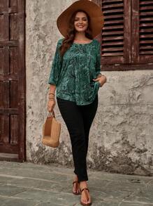 EMERY ROSE Plus Size Paisley Print Loose Fit Round Neck 3/4 Sleeve T-Shirt For Casual Daily Wear, Autumn