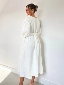 SHEIN Essnce Váy dài nữ cổ chữ V buộc dây mùa thu, viền ô, phong cách đồng quê thoải mái, viền lớn, váy rộng, suông và thoải mái, váy trắng, váy hóa trang nữ thần Hy Lạp có nơ - trắng - Xem 2