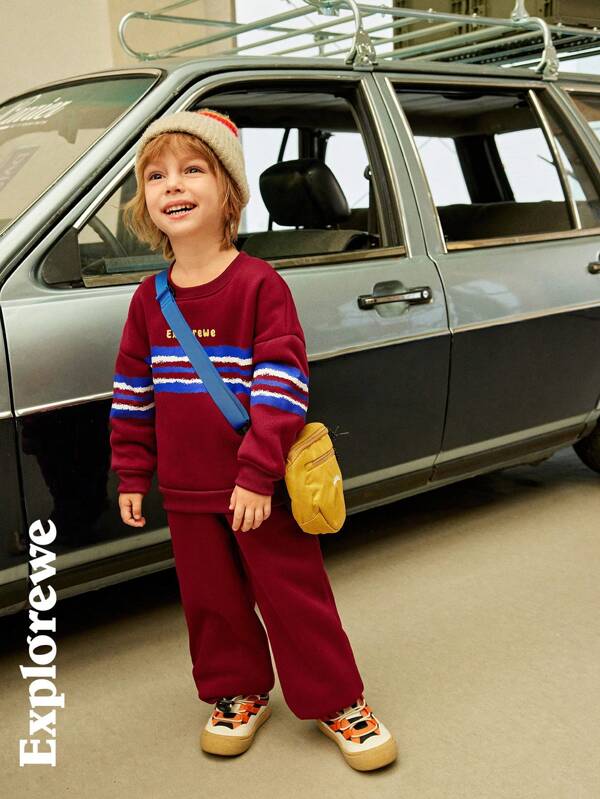 SHEIN 2pcs Young Boy Casual Colorblock Striped Letter Print Sweatshirt And Sweatpants Set, Autumn/Winter