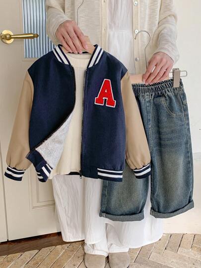 SHEIN 一件男童休闲学院风舒适时尚实用百搭保暖棒球夹克，适合返校、日常穿着、上学、外出、运动、秋冬季穿着。