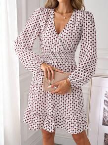 SHEIN Clasi 女士全印花褶皱灯笼袖荷叶边下摆收腰短款连衣裙 - 白色 - 查看 4