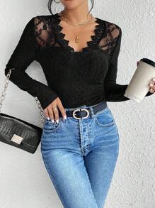 SHEIN Frenchy Áo thun vải thêu họa tiết chắp vá ren khoét rỗng cho nữ màu trắng - màu đen - Xem 7