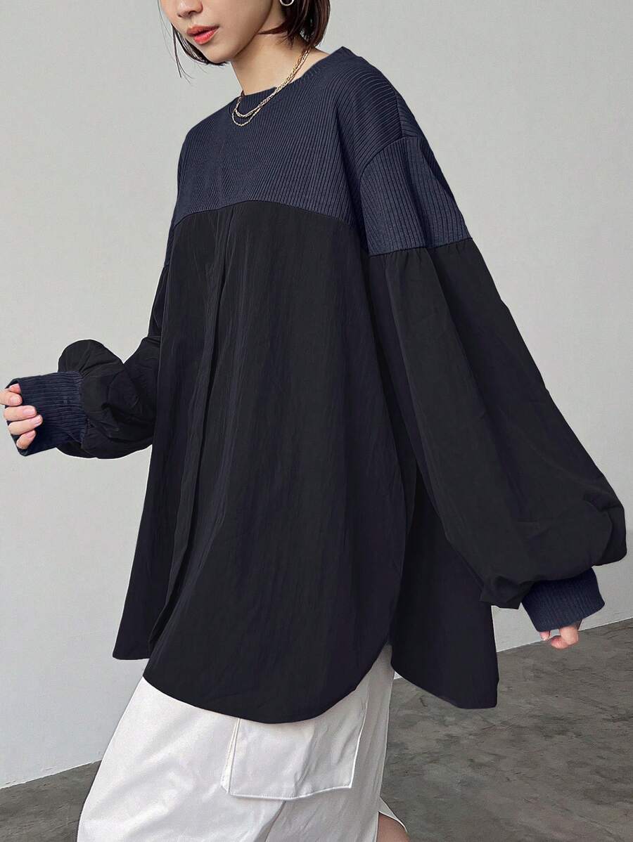 FRIFUL Áo thun nữ vải chắp vá rộng rãi viền cong màu tương phản - Màu xanh hải quân - Xem 1