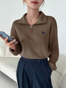 DAZY Horse Graphic Zipper Collar Minimalist Stylish Sweatshirt, Suitable For Autumn,Long Sleeve Tops,Fall Women Clothes