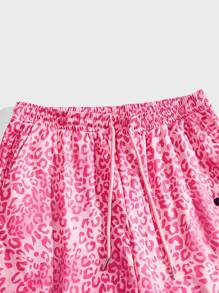 Manfinity RebelGame Calça Masculina com Estampa de Onça e Cordão na Cintura - Rosa chiclete - Visão 4