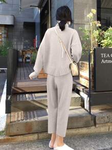 EMERY ROSE 實心高領落肩毛衣和針織褲 - 杏色 - 查看 2