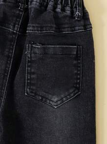 YOUNG BOY 街头大胆风格熊脸和口号刺绣细节半拉链连帽衫运动衫和全弹性腰部贴布细节破洞弹力牛仔裤两件套 - 彩色 - 查看 8