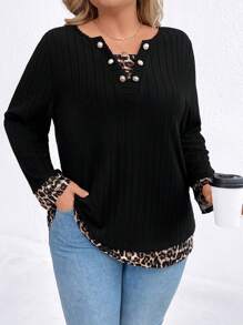 EMERY ROSE Plus Size Solid Color Textured Fabric Leopard Print Collar Button Detail Notched Neck Long Sleeve T-Shirt Tees Women Tops - Black - View 3
