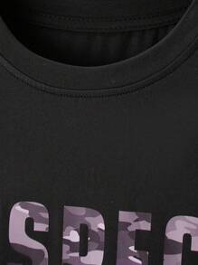 Manfinity Homme Áo thun tay ngắn cổ tròn in chữ cỡ lớn cho nam và quần short in họa tiết rằn ri có dây rút, bộ đồ thường ngày - Nhiều màu - Xem 3