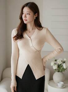 DAZY Áo len dài tay thiết kế cài nút cổ chữ V xẻ tà bên hông thời trang thu đông cho nữ, quần áo nữ mùa thu - Màu be - Xem 8