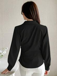 DAZY 纯色长袖不对称交叉前襟女式衬衫，秋装 - 黑色 - 查看 2