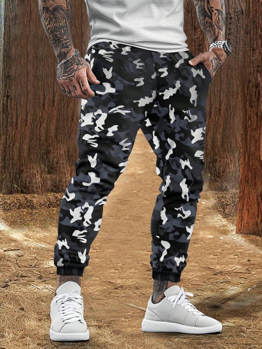 Manfinity LEGND Men's Drawstring Camo Print Pockets Casual Camo Joggers Sweatpants - Multicolor - View 1