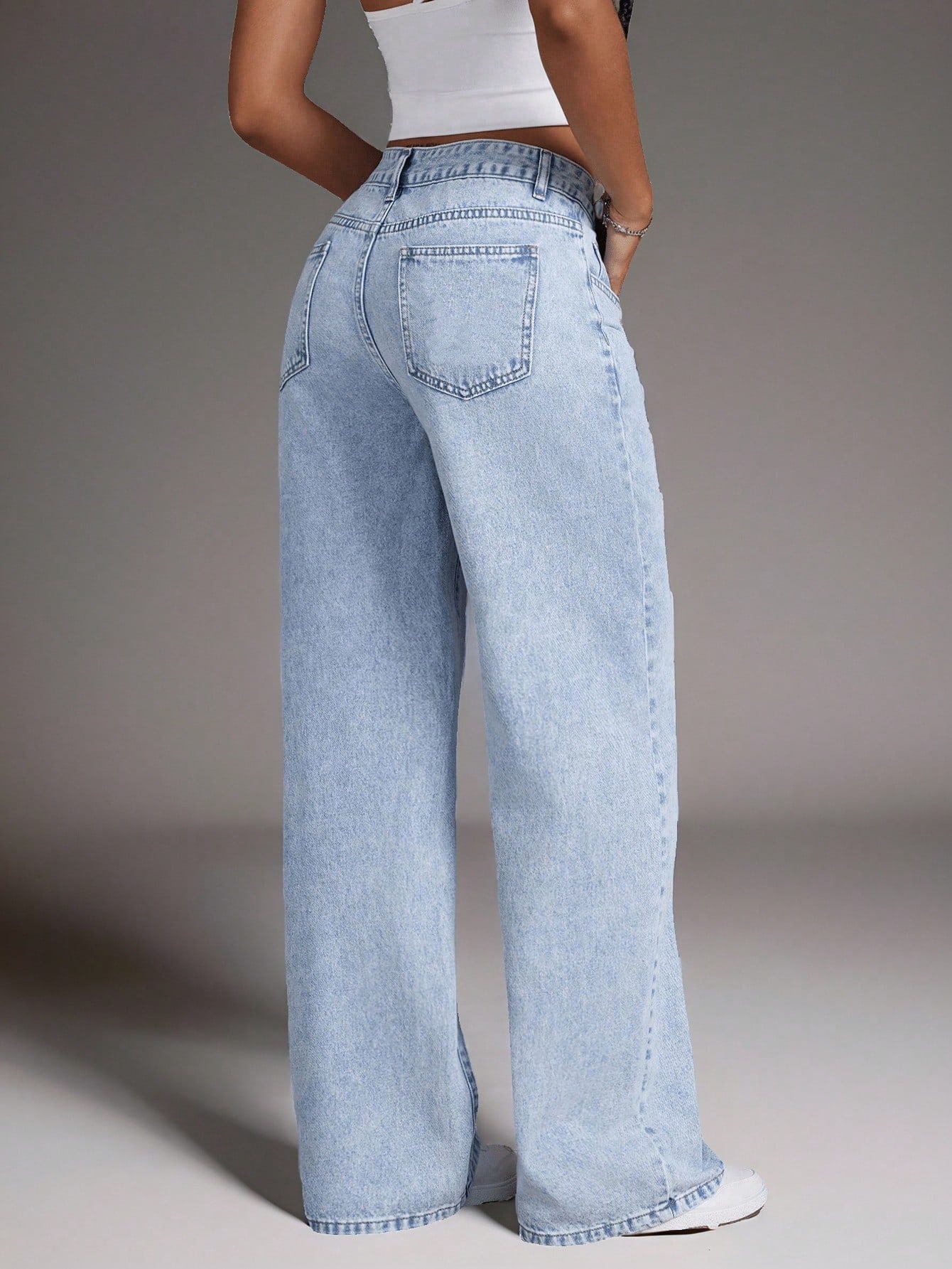SHEIN EZwear جينز بطول ساق مستقيمة ذو خصر منخفض مغ...