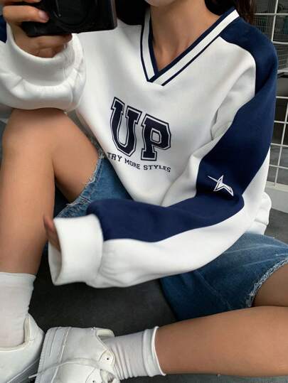 DAZY 撞色数码印花落肩拼接V领运动抓绒卫衣，女士款，秋季/冬季服装