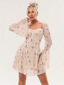 Zolique 心形领长袖花卉印花休闲紧身迷你连衣裙 - 杏色 - 查看 5