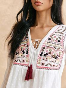 Poéselle Embroidery Fringe Detail Peplum Blouse - White - View 3