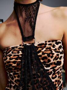 TypaGal Vestido ajustado con panel frontal de encaje con estampado de leopardo
