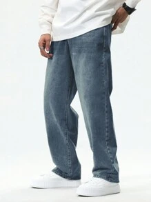 Manfinity EZcore 大码男士直筒口袋简约休闲牛仔裤，纯色长款破洞宽松浅蓝色工装牛仔裤，适合送给老公、男朋友的礼物