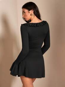 SHEIN BAE 1 chiếc váy ngắn bó sát tay dài màu cà phê/nâu cho nữ có cổ chữ V xếp nếp, phù hợp cho mùa thu/đông, mặc nhiều lớp, hẹn hò lãng mạn và đi làm hàng ngày - màu đen - Xem 2