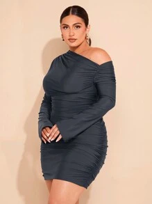 SHEIN BAE Plus Size Women's Asymmetric Off-Shoulder Long Sleeve Ruched Bodycon Mini Dress - Dark Grey - View 3