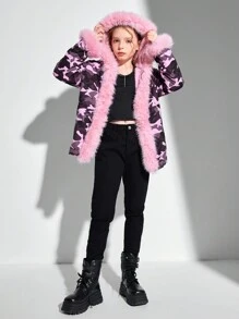 SHEIN Jaqueta de Gola Felpuda e Acolchoada em Estampa de Camuflagem para Meninas Pré-Adolescentes, Roupa de Outerwear Felpuda e Estilosa Para Outono/Inverno