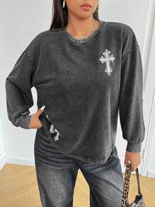 SHEIN EZwear Sudadera holgada de manga larga con cuello redondo, de tejido de punto suave con estampado en cruz, en look retro vintage con lavado ácido, para mujeres de talla grande para usar en campus y calle en otoño