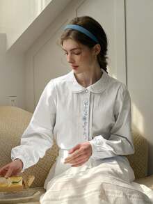 Simple Retro Women Queen Collar Embroidery Casual Shirt - White - View 4