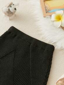 Young Girl Fashionable Sweater Skirt, Short All-Match Skirt, Elegant & Cute, Suitable For Travel And Home Wear, Autumn/Winter - Black - View 4