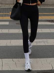 DAZY 女士纯色紧身打底裤，修身百搭紧身裤，适合秋季和四季 - 黑色 - 查看 7
