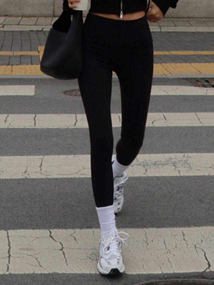 Women's Solid Color Skinny Fit Leggings, Figure Flattering All-Match Tight Pants, Suitable For Autumn And Four Seasons