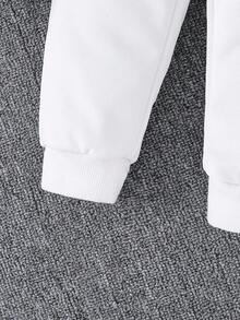 Bộ đồ 2 món in chữ dễ thương, giản dị, phong cách đa năng, dễ thương cho bé trai vào mùa thu - trắng - Xem 4