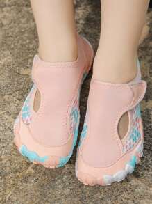 儿童时尚休闲水鞋，男女通用沙滩凉鞋，五指，防滑游泳鞋，快干