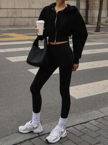 DAZY 女士纯色紧身打底裤，修身百搭紧身裤，适合秋季和四季 - 黑色 - 查看 1