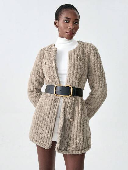 Chiquease 1pc Women's Solid Color Front Button Closure Long Sleeve Casual Regular Jacket