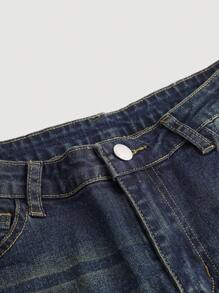 SHEIN Girlism 少女 Y2K 时尚垃圾朋克字母刺绣口袋喇叭休闲牛仔裤，少女秋季返校牛仔裤 - 深色水洗藍 - 查看 4