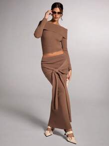 SHEIN BAE 1set Women Solid Color Twist Ribbed Knit Maxi Sweater With Skirt Brown Vintage Warm And Skin-Friendly Soft Strappy Sweater Skirt Mermaid Skirt Hollowed Costumes Thanksgiving Women Outfit Halloween Women Costumes Women Costumes Concert Women Outfit
