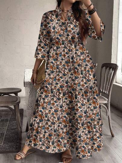Anis Illustration SHEIN LUNE CURVE Vestido informal elegante de talla grande con estampado floral y de hojas, adecuado para otoño y festivales