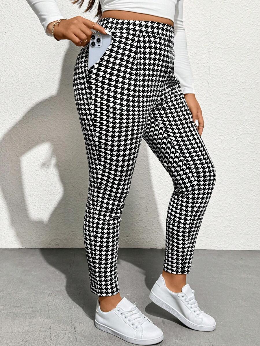 SHEIN Essnce Plus Size Autumn And Winter New Fashion Casual Commuting Elegant Houndstooth Pencil Pants With Pockets - Black and White - View 1